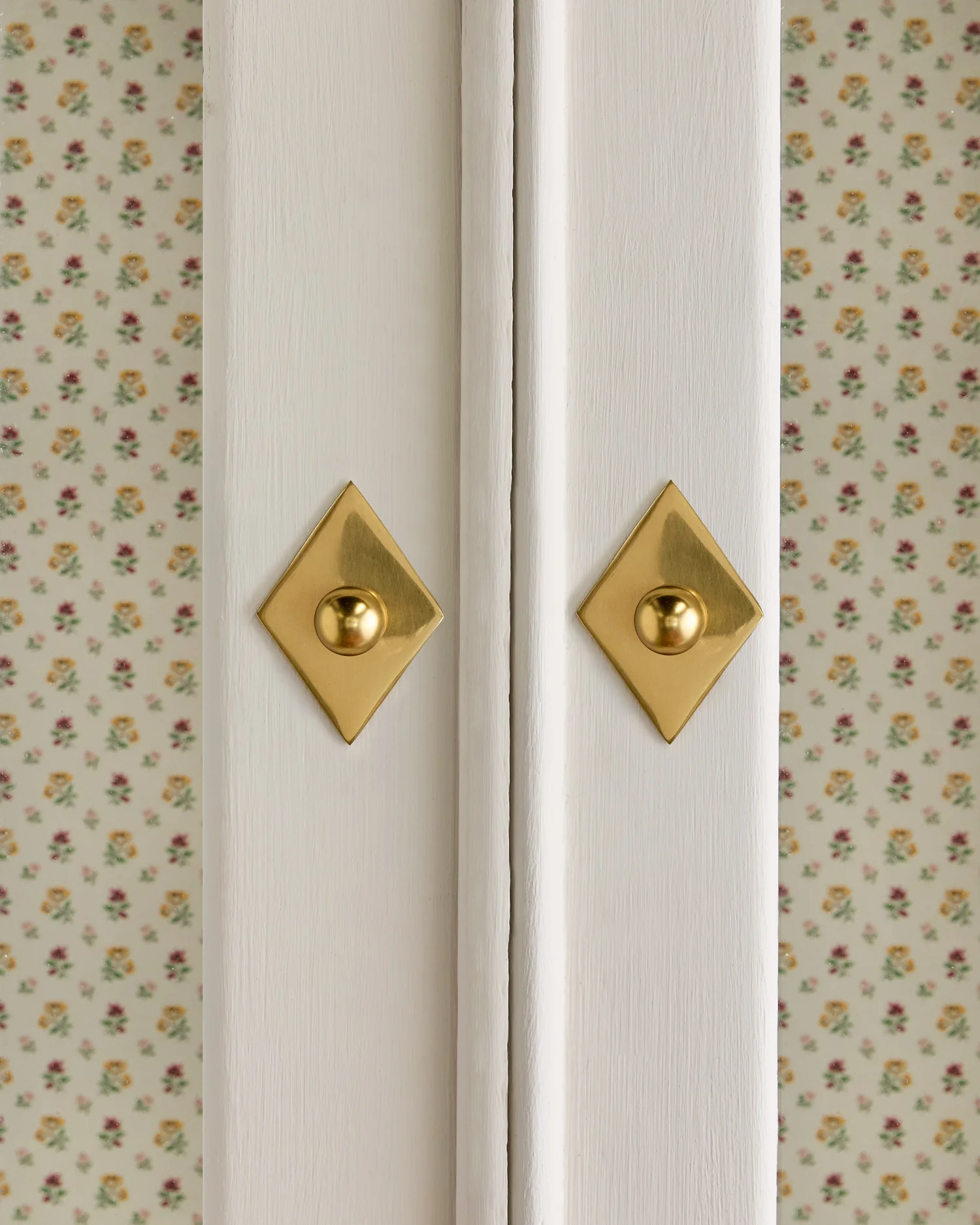 Diamond Backplate, Aged Brass - Image 3