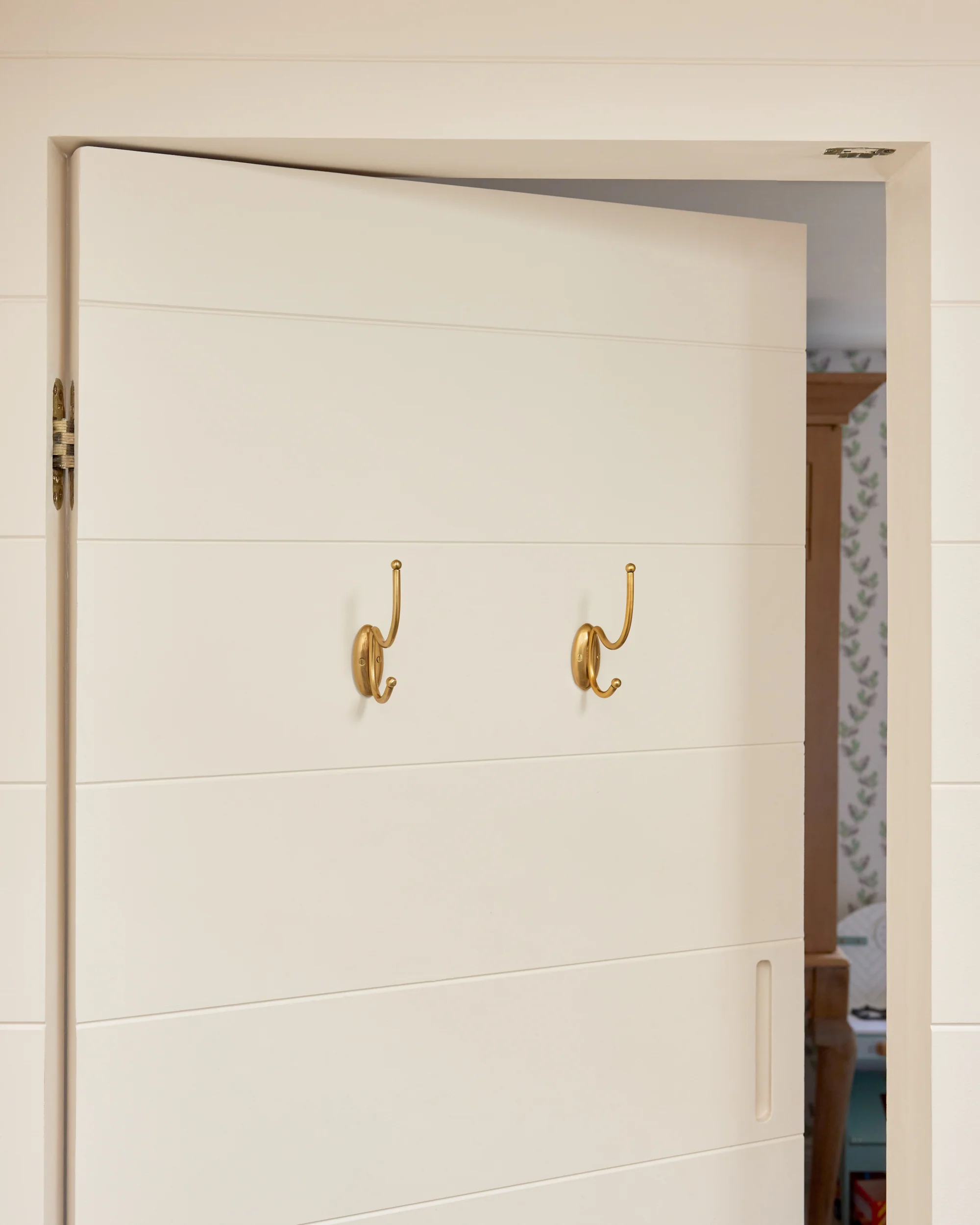 Tay Coat Hook, Aged Brass - Image 3